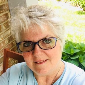 Meet your Posher, Fay